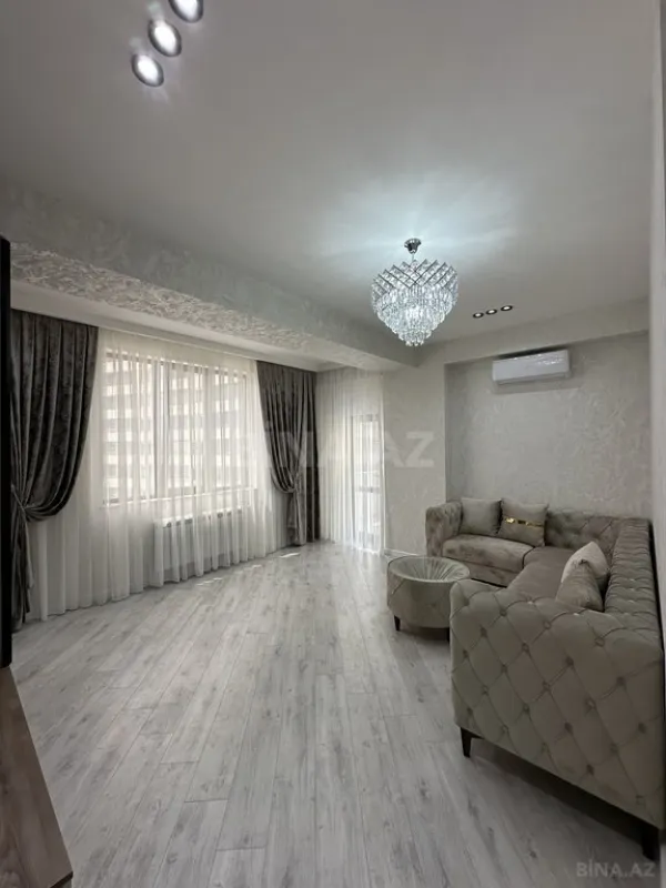 Satılır 3 otaqlı mənzil 108 m²