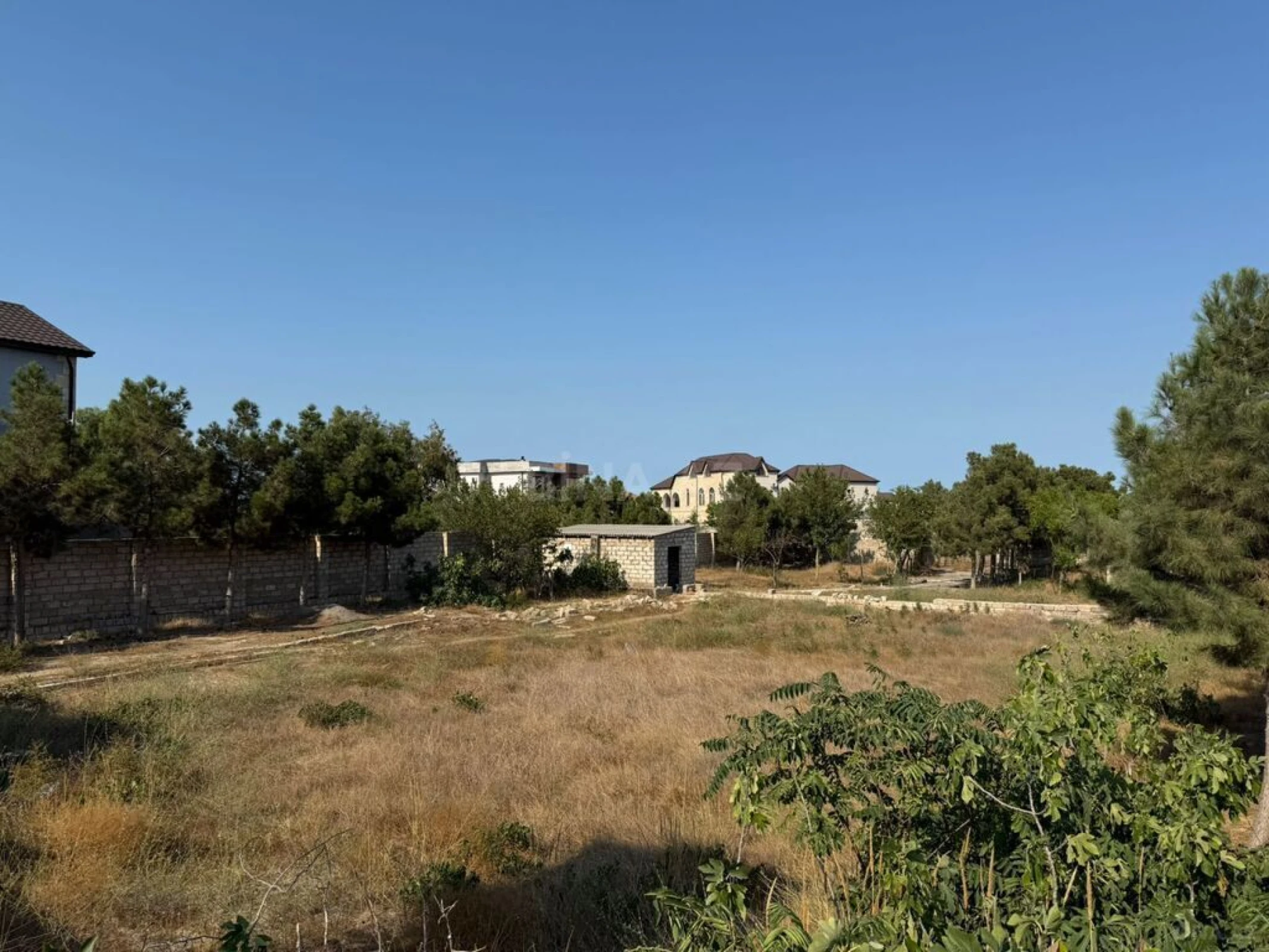 Satılır torpaq sahəsi 12 m²