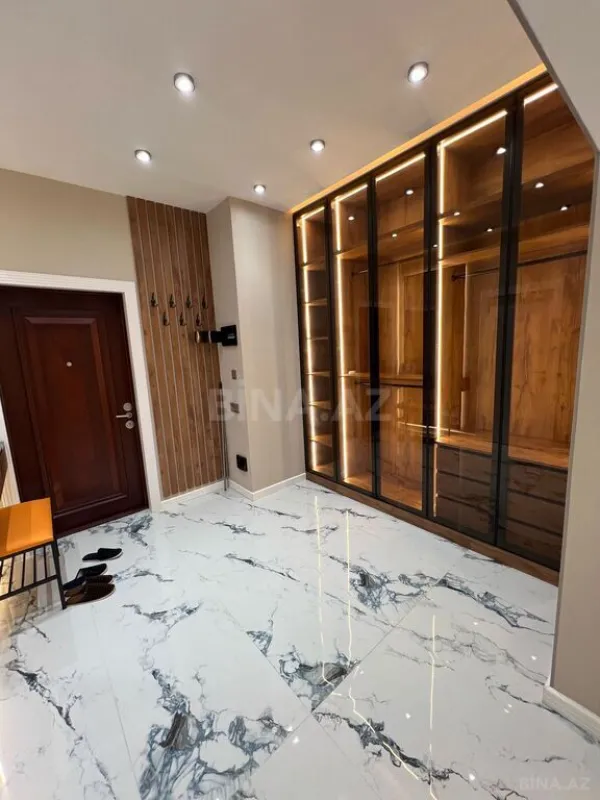 Satılır 2 otaqlı mənzil 65 m²