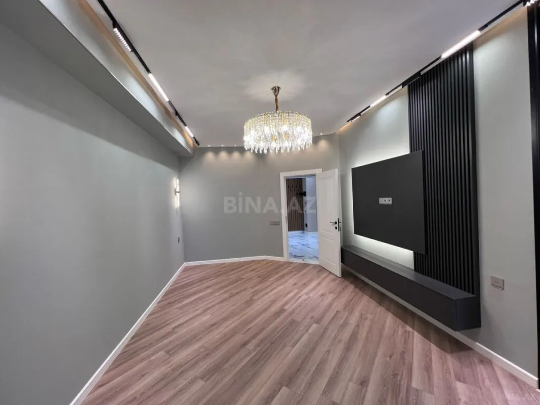 Satılır 2 otaqlı mənzil 65 m²