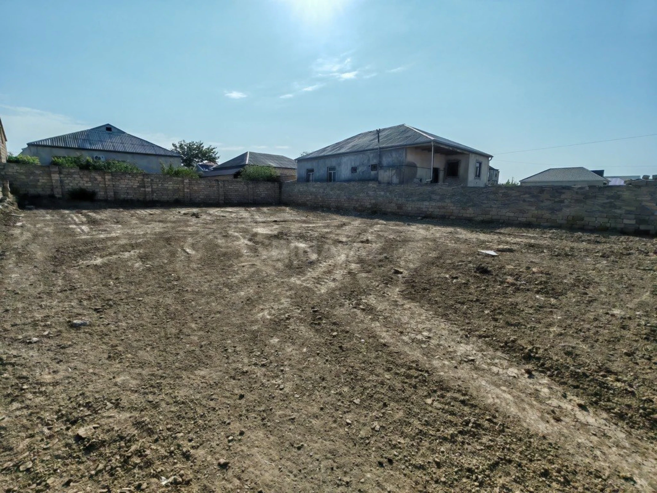 Satılır torpaq sahəsi 6 m²