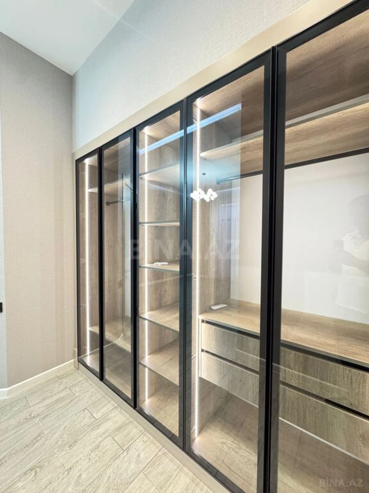 Satılır 5 otaqlı həyət evi 220 m²