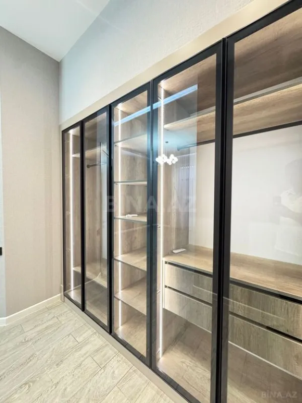 Satılır 5 otaqlı həyət evi 220 m²