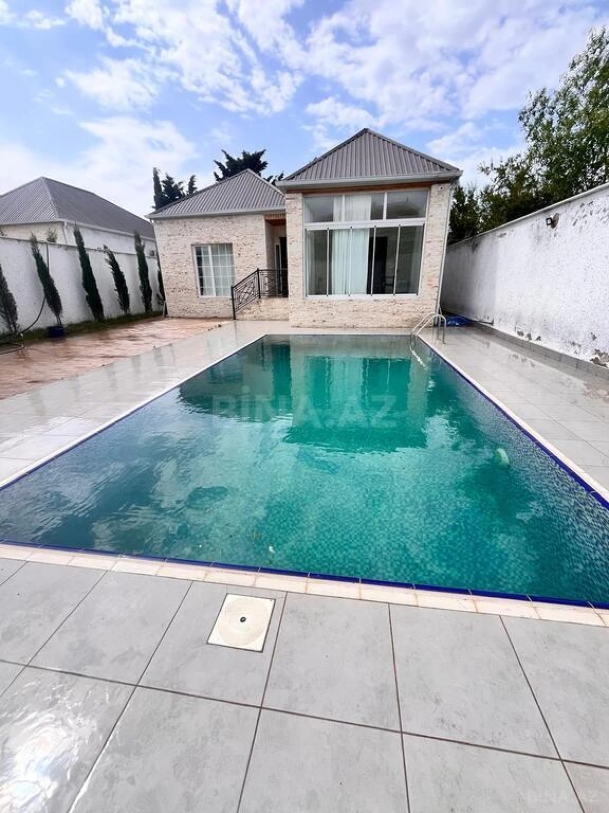 Kirayə verilir 3 otaqlı həyət evi 120 m²