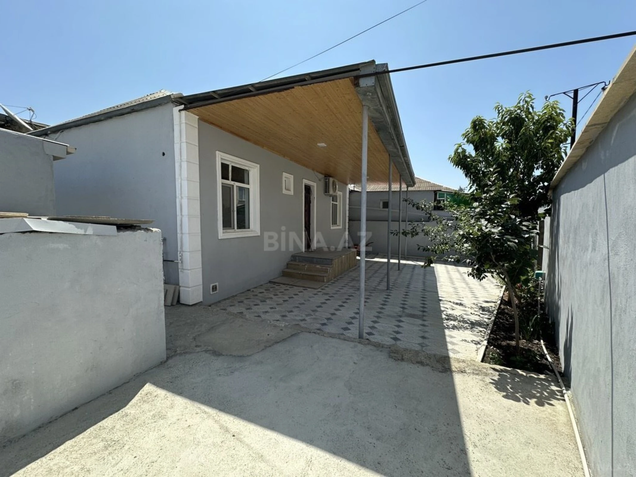 Satılır 3 otaqlı həyət evi 100 m²