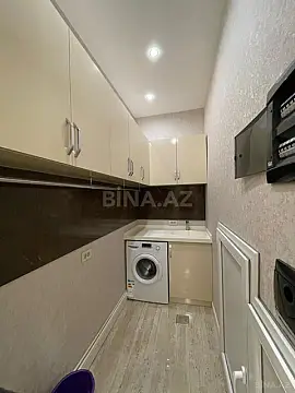 Satılır 3 otaqlı mənzil 168 m²