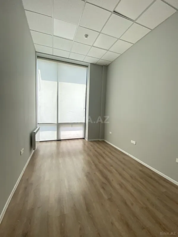 Kirayə verilir 2 otaqlı ofis 65 m²
