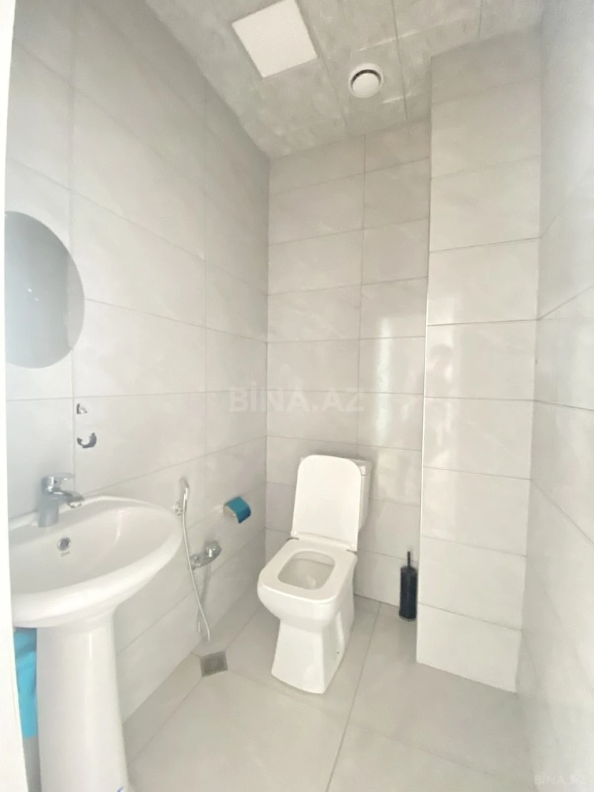 Kirayə verilir 2 otaqlı ofis 65 m²