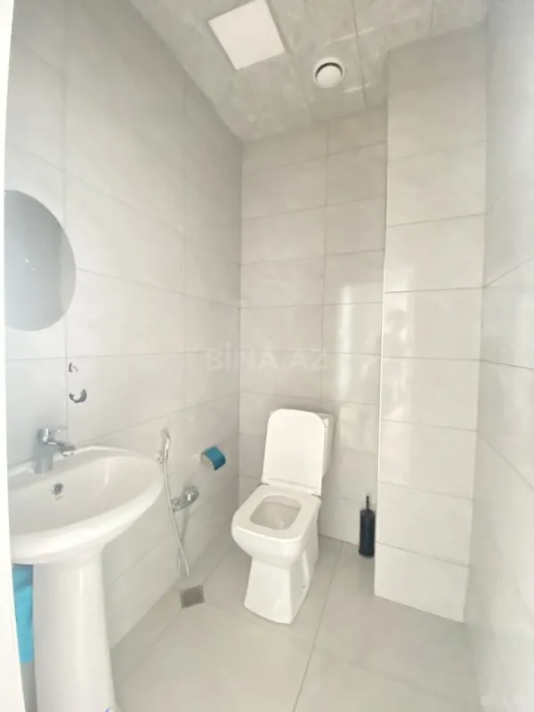 Kirayə verilir 2 otaqlı ofis 65 m²