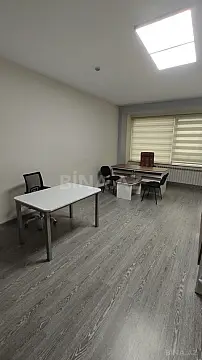 Kirayə verilir 1 otaqlı ofis 40 m²
