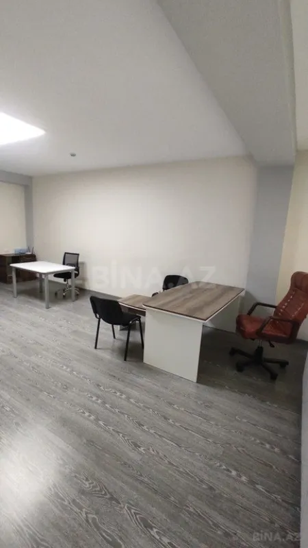 Kirayə verilir 1 otaqlı ofis 40 m²