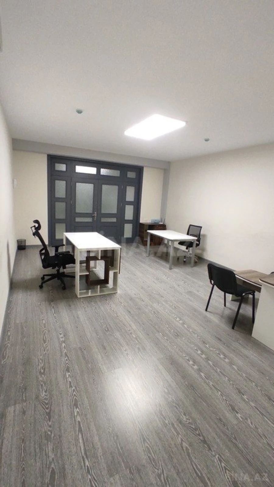 Kirayə verilir 1 otaqlı ofis 40 m²