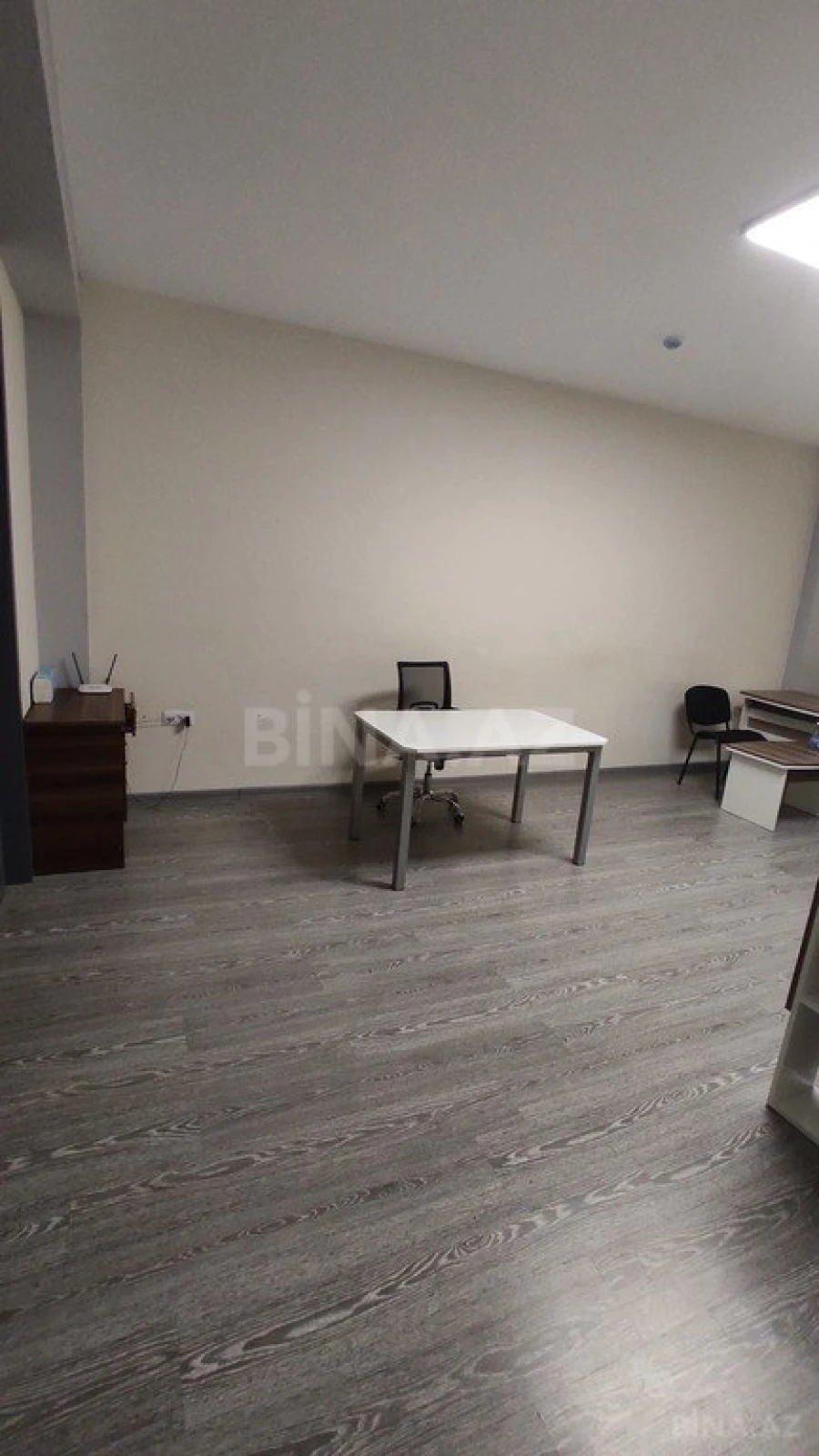 Kirayə verilir 1 otaqlı ofis 40 m²