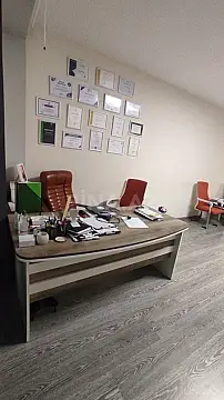 Kirayə verilir 1 otaqlı ofis 40 m²