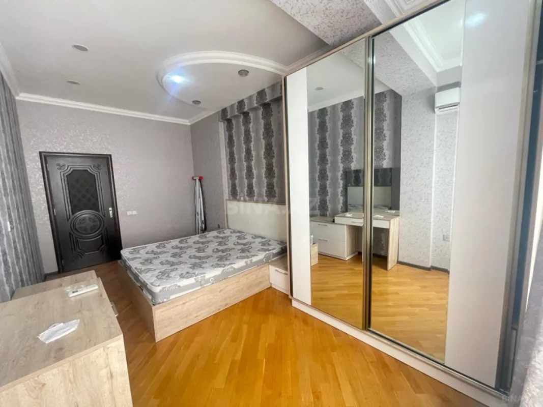 Kirayə verilir 2 otaqlı mənzil 85 m²