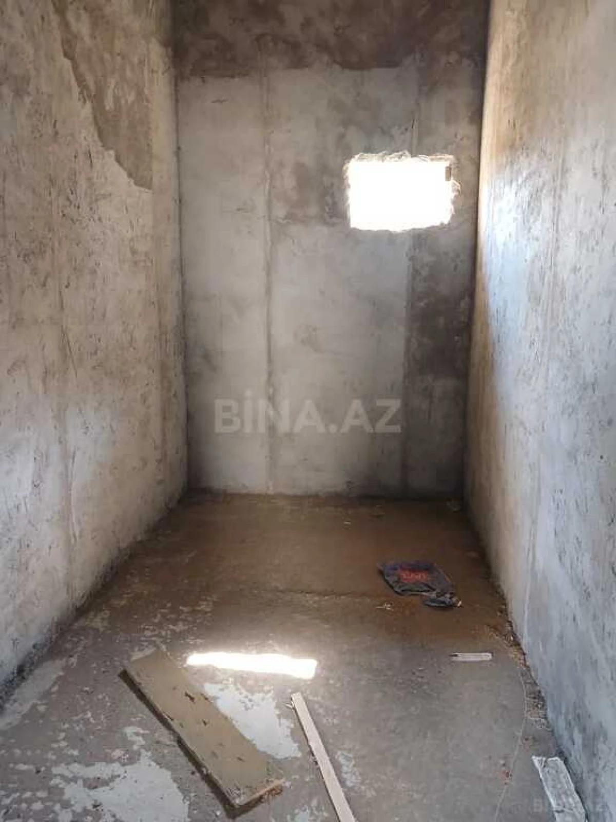 Satılır 8 otaqlı həyət evi 500 m²