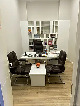 Satılır obyekt 200 m²