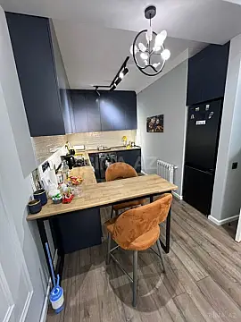 Satılır 2 otaqlı mənzil 80.5 m²