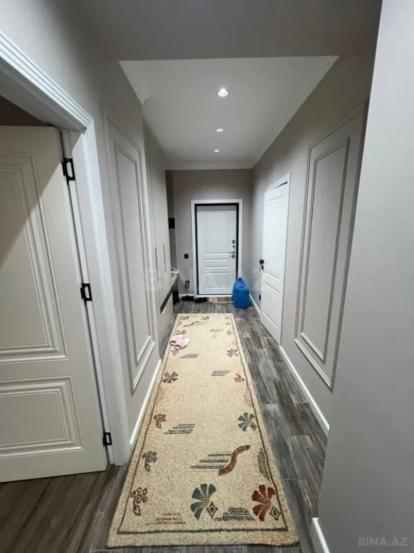 Satılır 2 otaqlı mənzil 80.5 m²