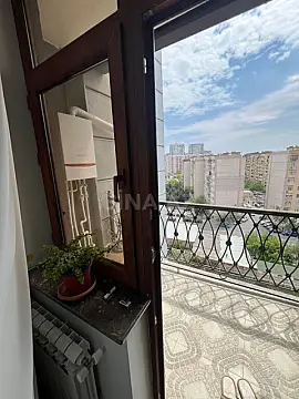 Satılır 2 otaqlı mənzil 80.5 m²