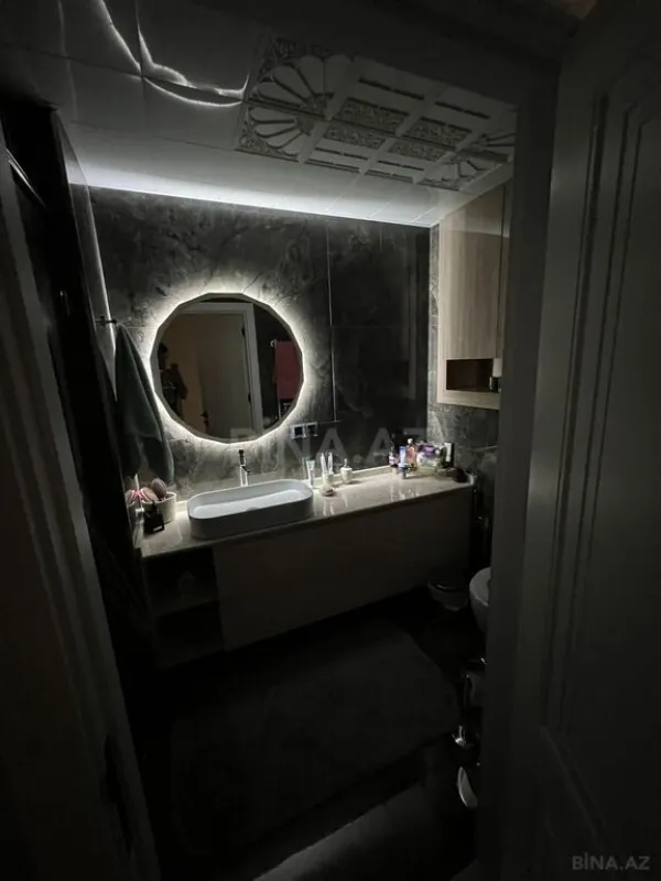 Satılır 2 otaqlı mənzil 80.5 m²