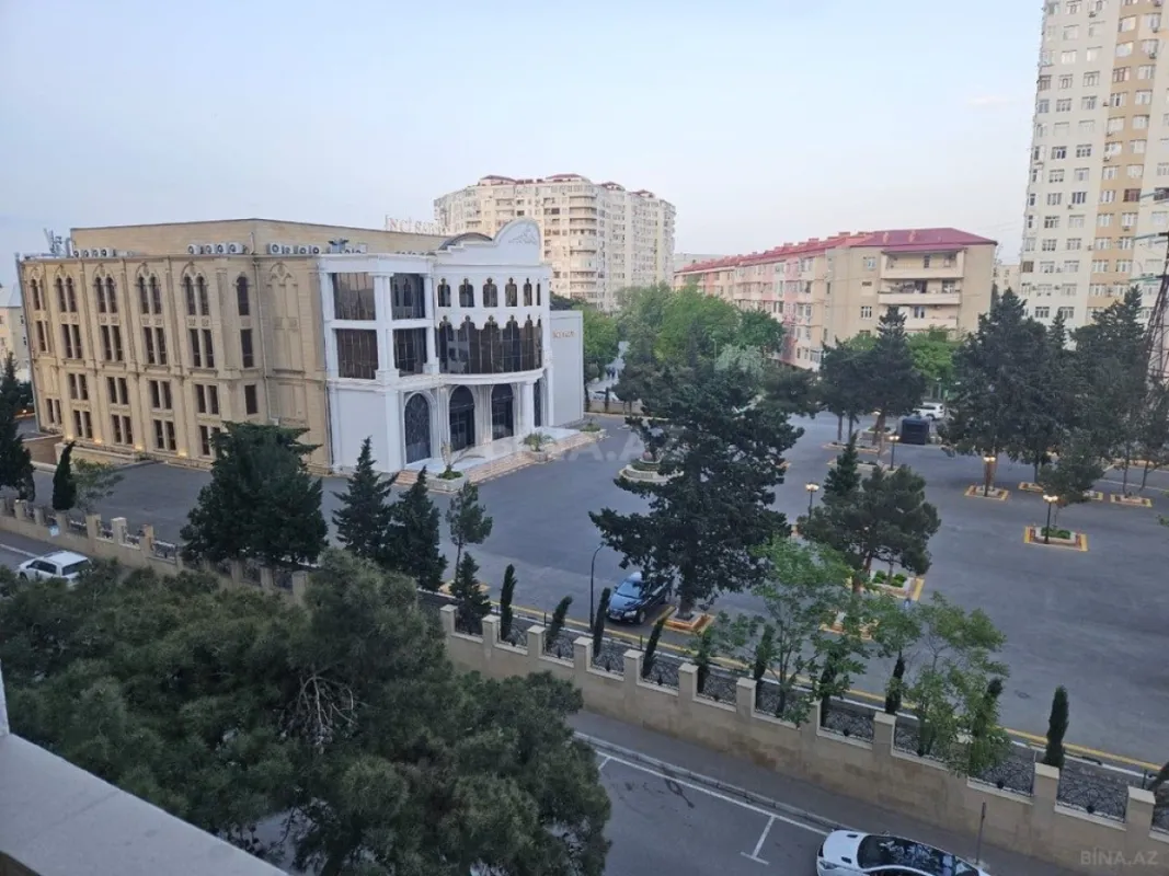 Satılır 3 otaqlı mənzil 90 m²