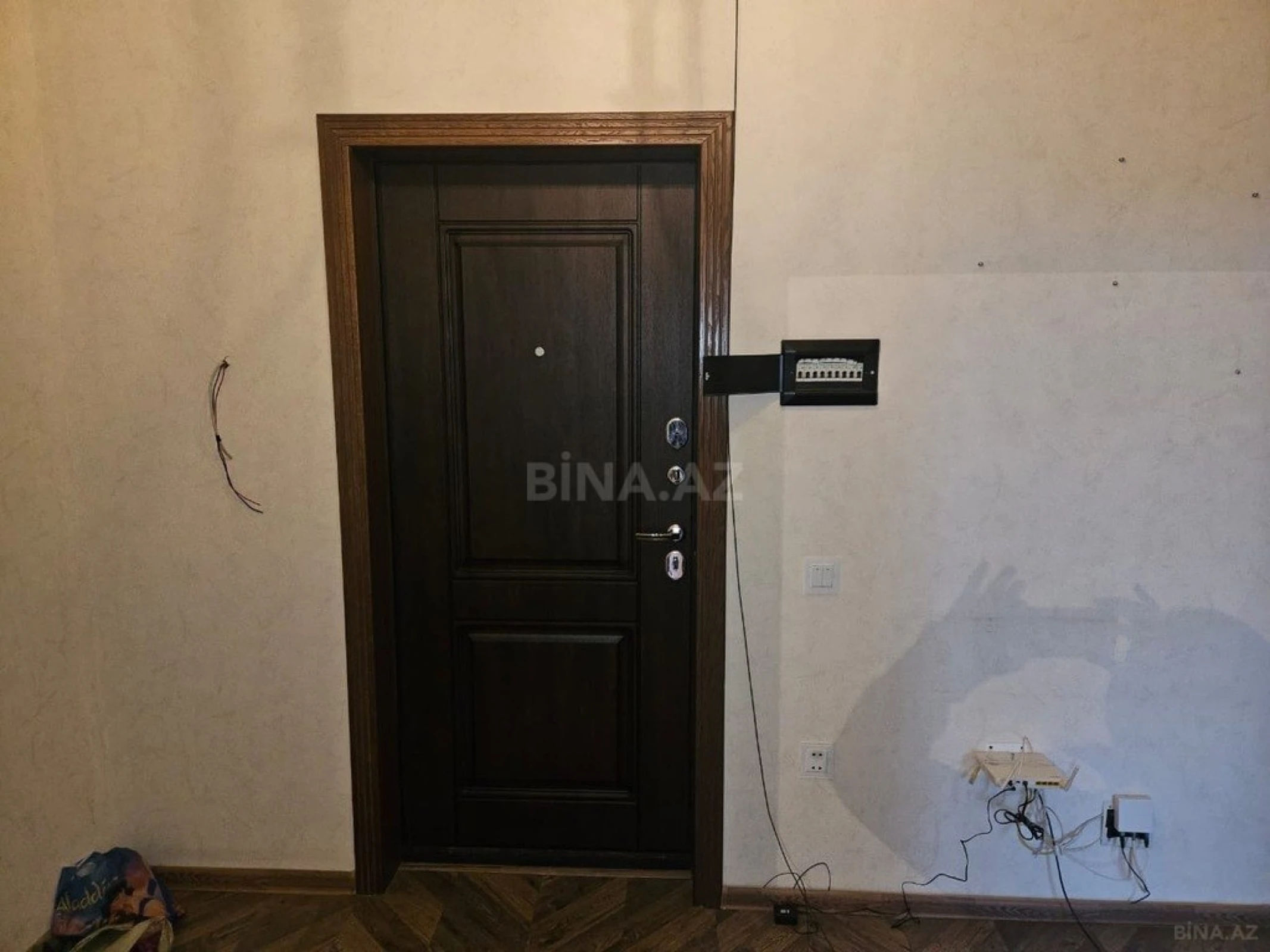 Satılır 3 otaqlı mənzil 90 m²