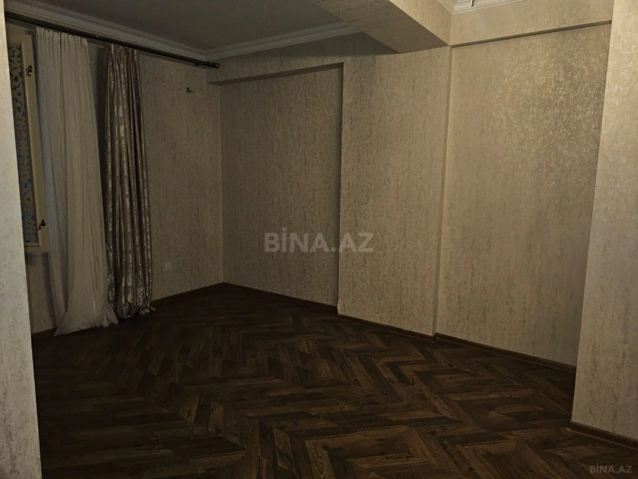 Satılır 3 otaqlı mənzil 90 m²