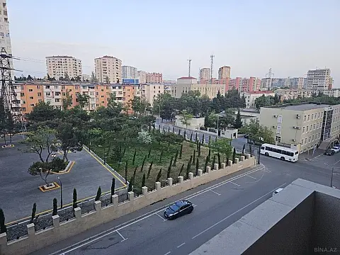 Satılır 3 otaqlı mənzil 90 m²