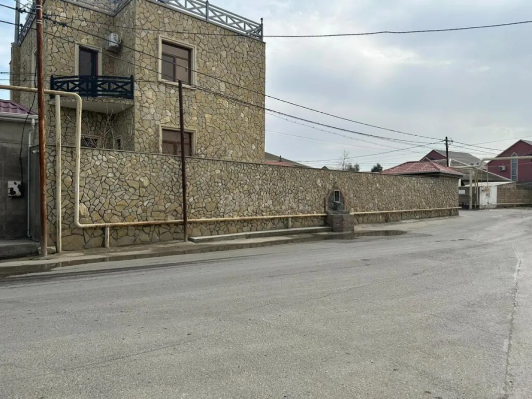 Satılır torpaq sahəsi 4 m²