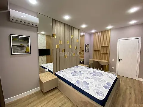 Kirayə verilir 2 otaqlı mənzil 85 m²