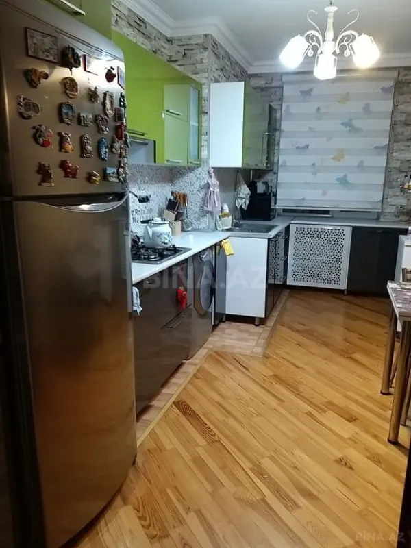 Satılır 3 otaqlı mənzil 124 m²