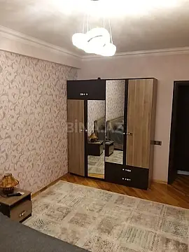 Satılır 3 otaqlı mənzil 124 m²