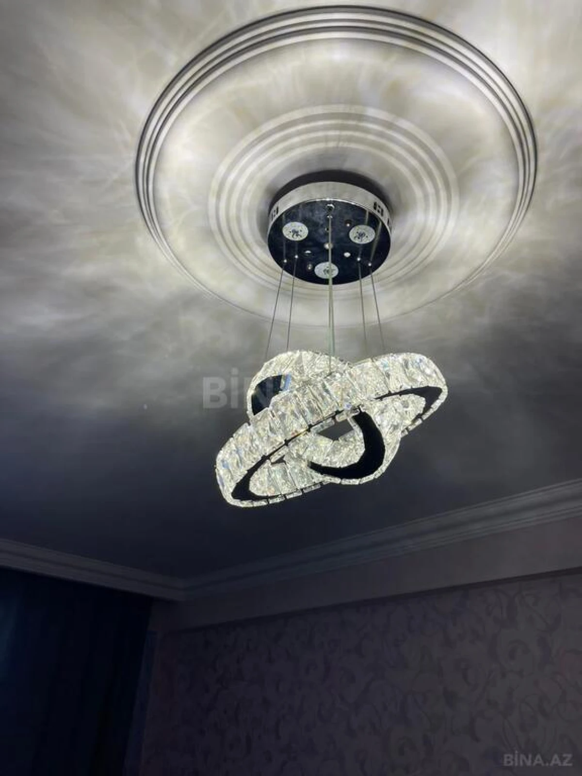 Satılır 3 otaqlı mənzil 124 m²