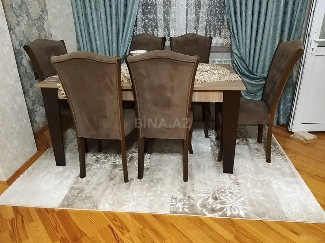 Satılır 3 otaqlı mənzil 124 m²