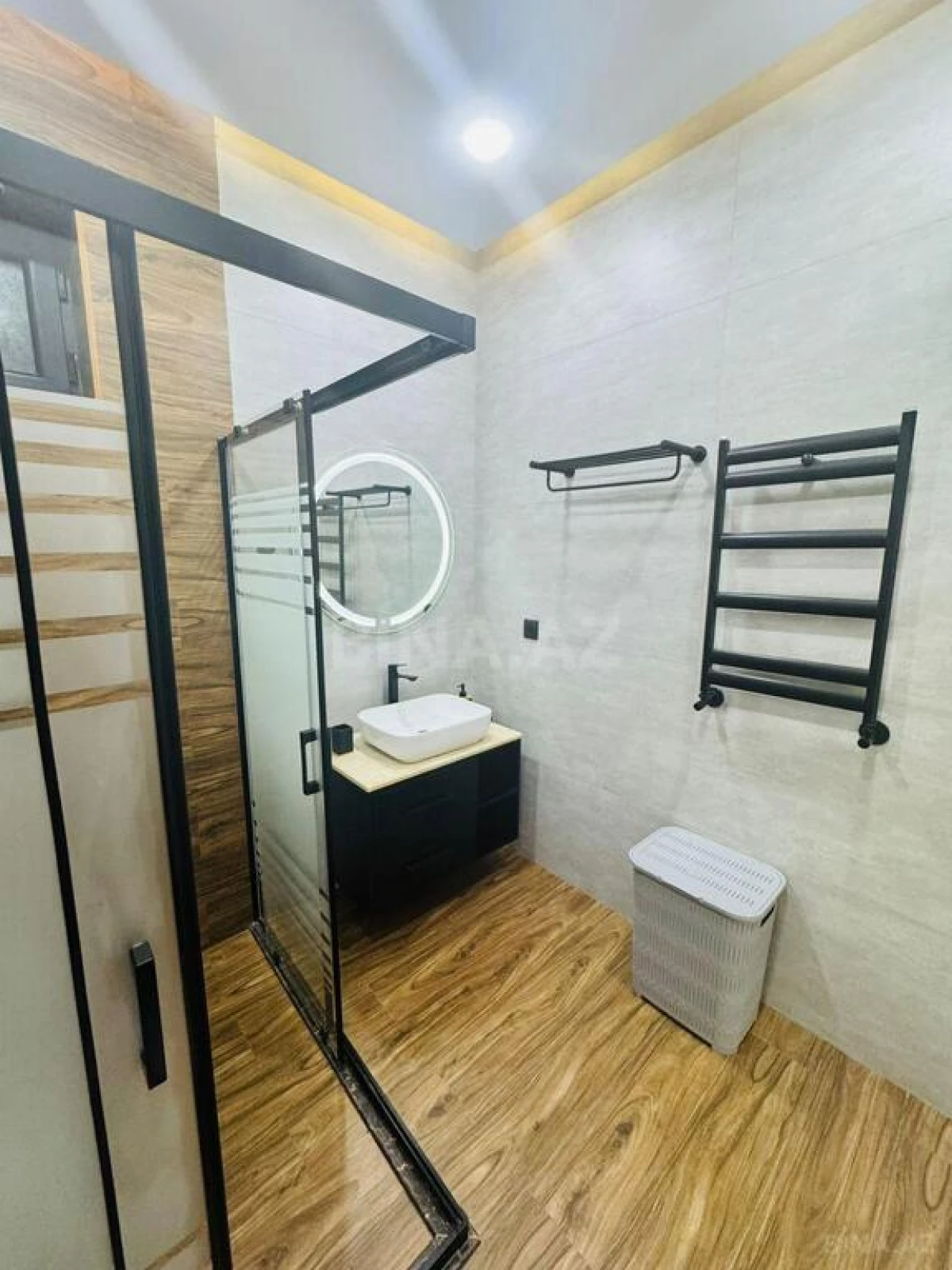 Satılır 4 otaqlı həyət evi 170 m²