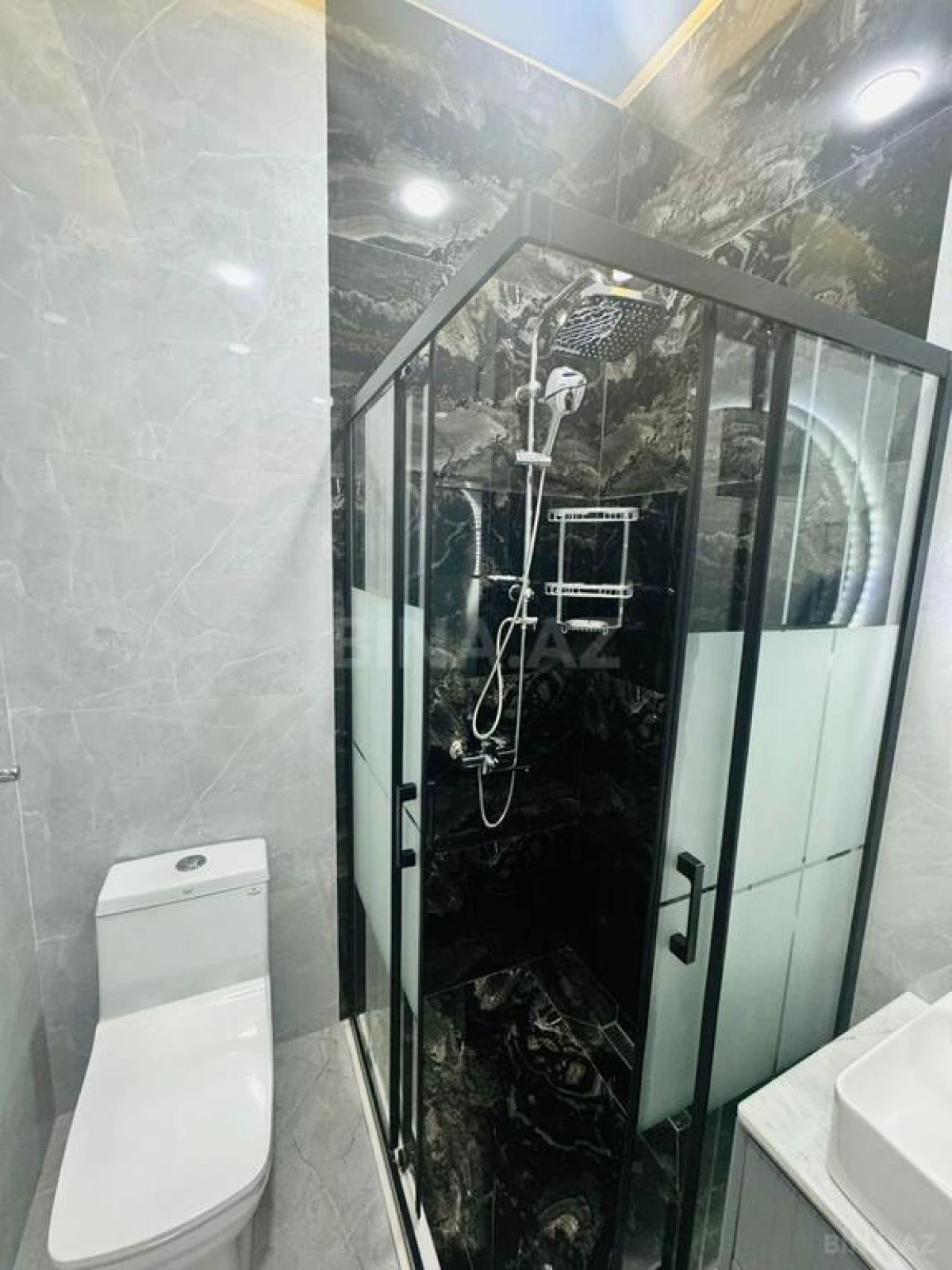 Satılır 4 otaqlı həyət evi 170 m²