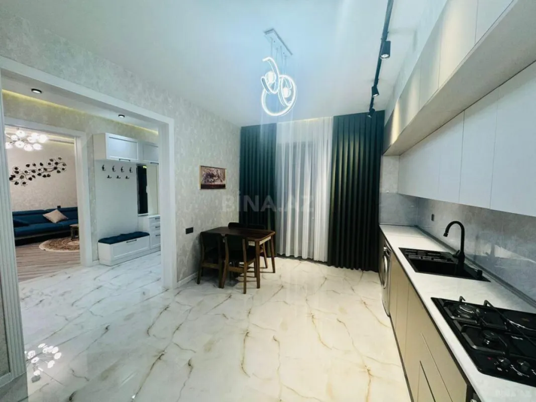 Satılır 4 otaqlı həyət evi 170 m²
