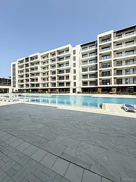 Satılır 3 otaqlı mənzil 158 m²