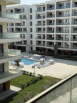 Satılır 3 otaqlı mənzil 158 m²