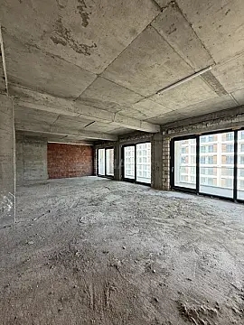 Satılır 3 otaqlı mənzil 158 m²