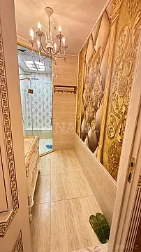 Satılır 4 otaqlı mənzil 160 m²