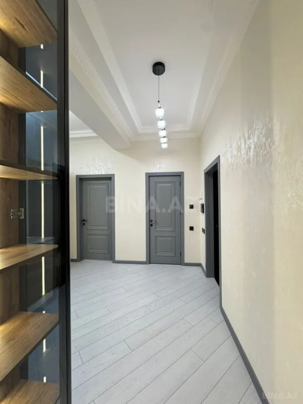 Satılır 3 otaqlı mənzil 96 m²