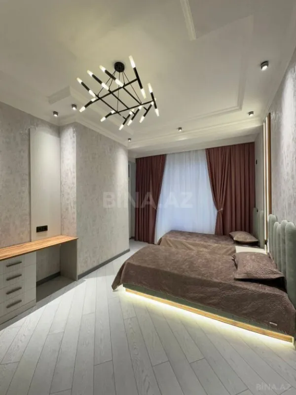 Satılır 3 otaqlı mənzil 96 m²