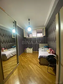 Satılır 4 otaqlı mənzil 127 m²