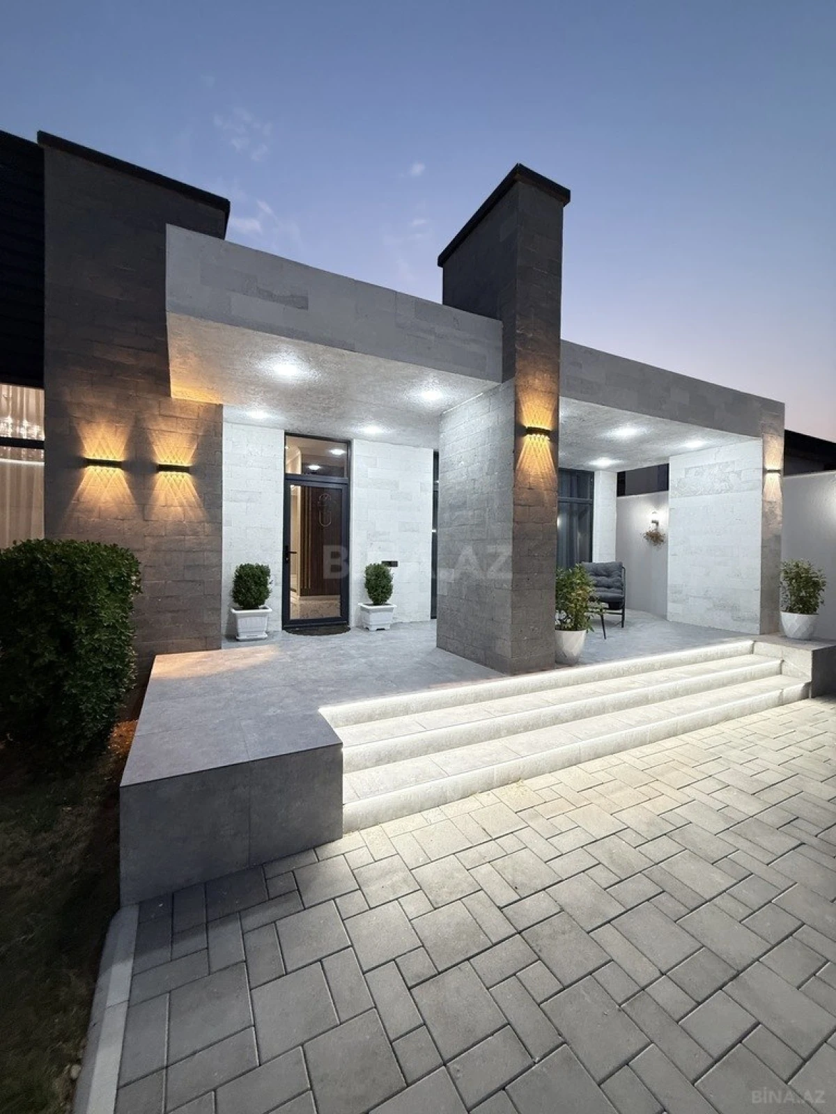 Satılır 4 otaqlı həyət evi 170 m²