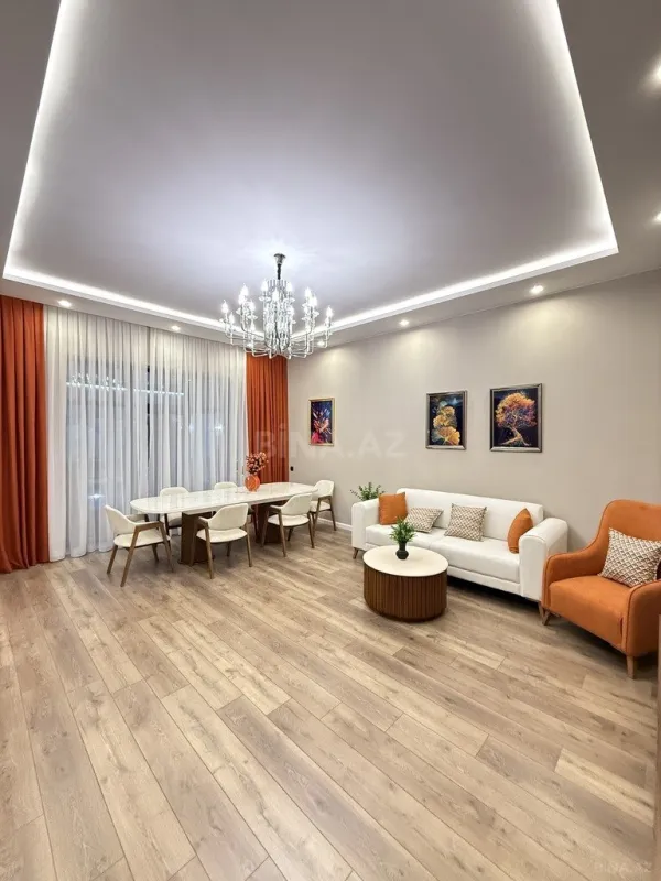 Satılır 4 otaqlı həyət evi 170 m²