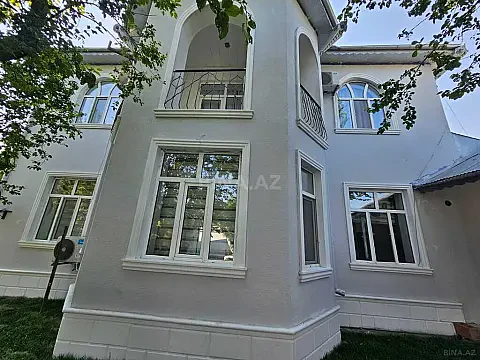Kirayə verilir 5 otaqlı həyət evi 300 m² — Qəbələ 5 otaq 300.00 m²