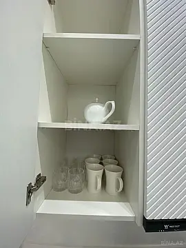 Kirayə verilir 2 otaqlı mənzil 76 m²