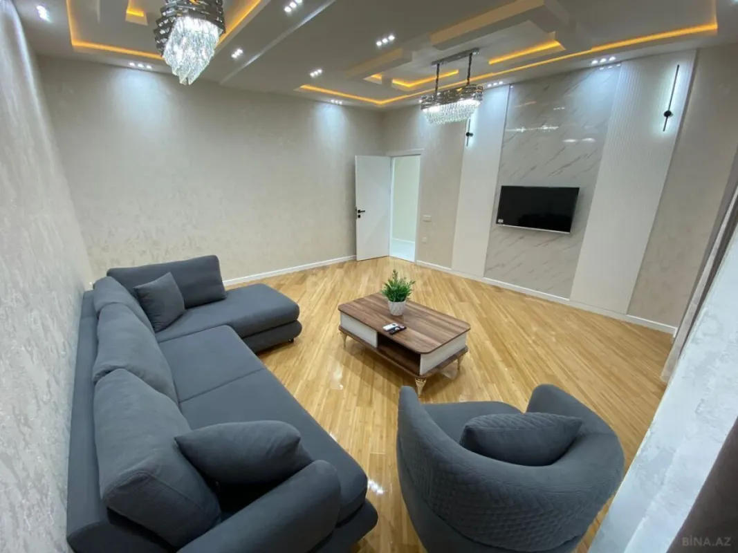 Kirayə verilir 2 otaqlı mənzil 76 m²